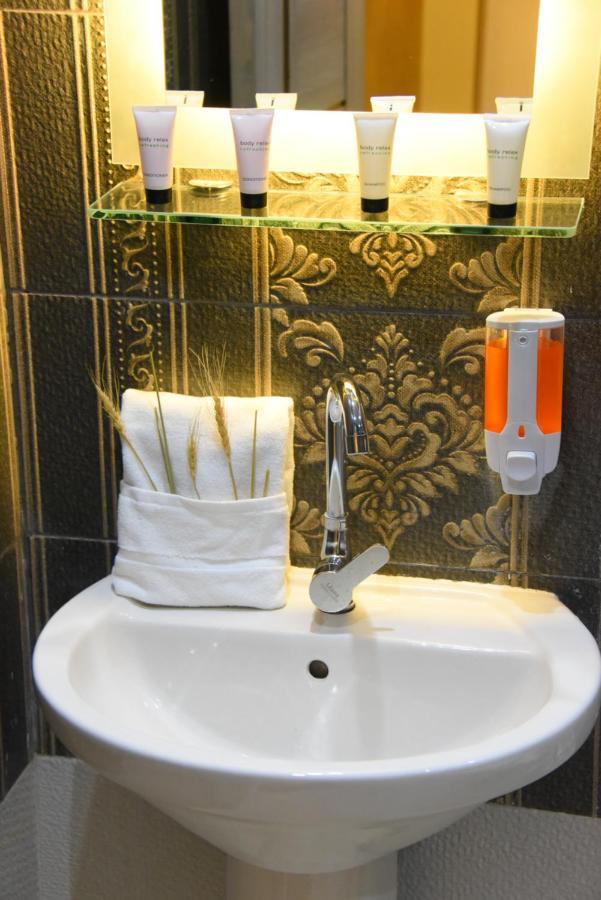 Locanda Pyramids Hotel Kafret el-Gabal Екстериор снимка