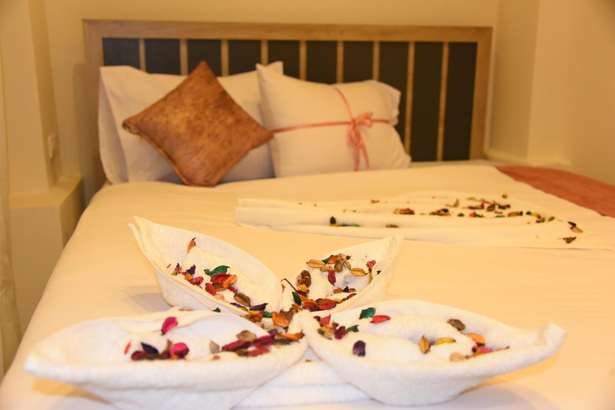 Locanda Pyramids Hotel Kafret el-Gabal Екстериор снимка
