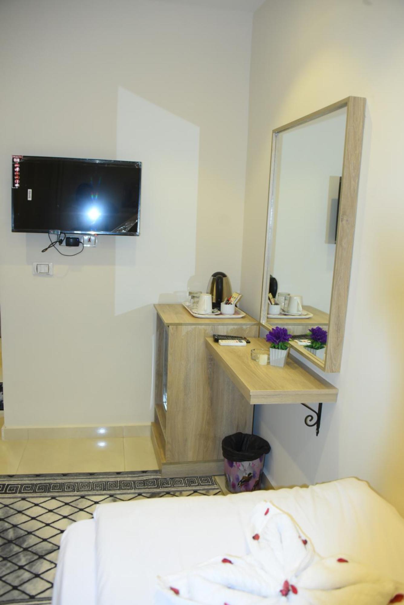 Locanda Pyramids Hotel Kafret el-Gabal Екстериор снимка